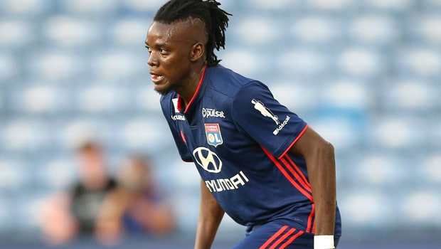 Bertrand Traore lọt vào tầm ngắm của CLB Everton