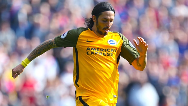 Hậu vệ Schelotto được HLV Brighton tin tưởng