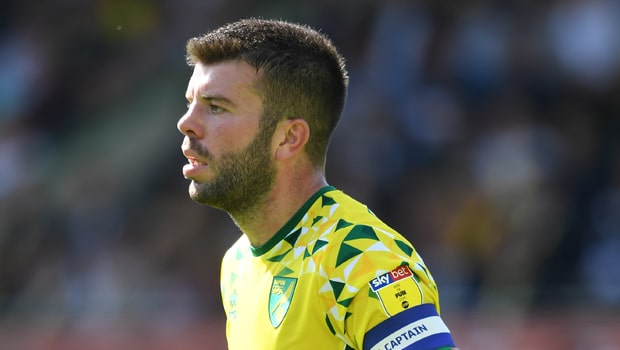 Grant Hanley sẵn sàng chiến đấu cho vị trí chính thức tại Norwich