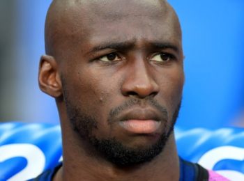 Eliaquim Mangala trở lại thi đấu cho Valencia