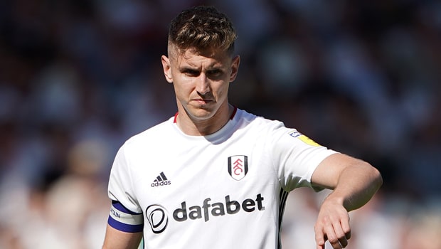 Fulham gặp câu lạc bộ Reading FC tại Championship